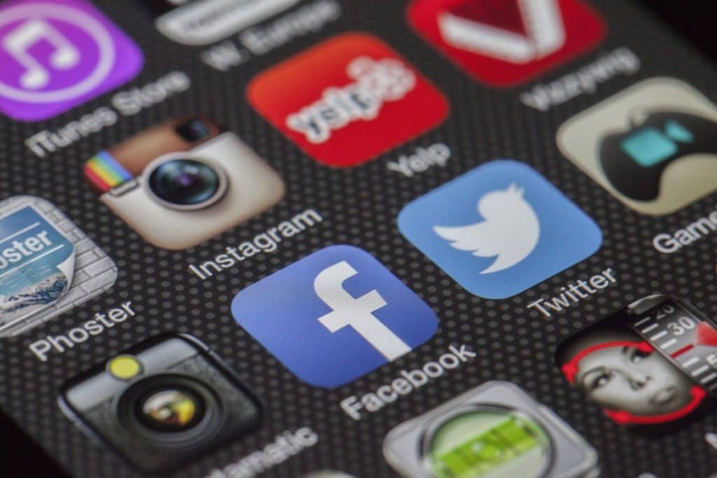 The Harm of Excessive Social Media Use During Recovery