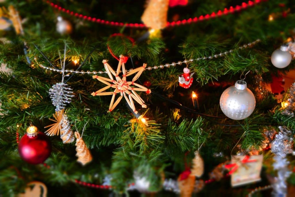 Navigating Family Dynamics and Addictive Substances During the Holidays