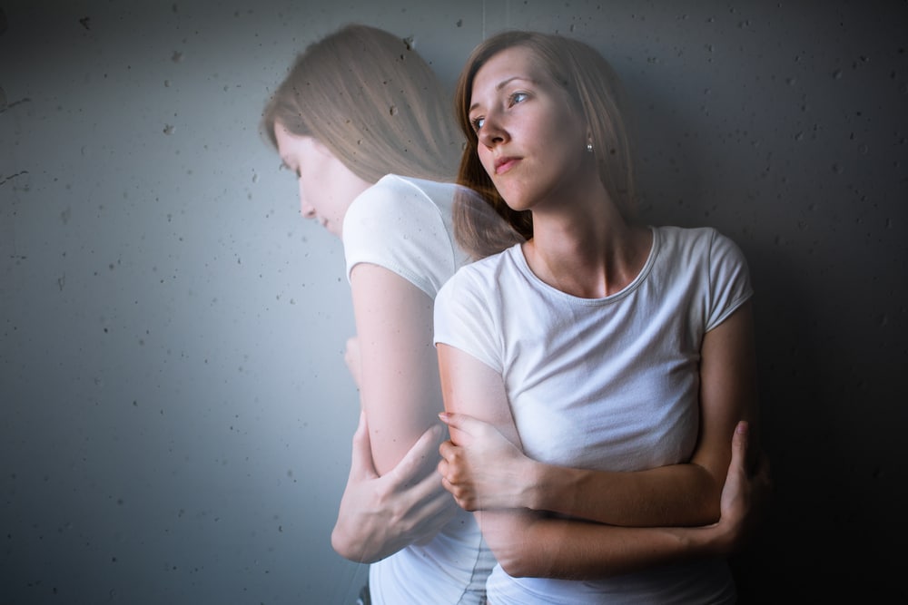 woman needing emotional blunting treatment
