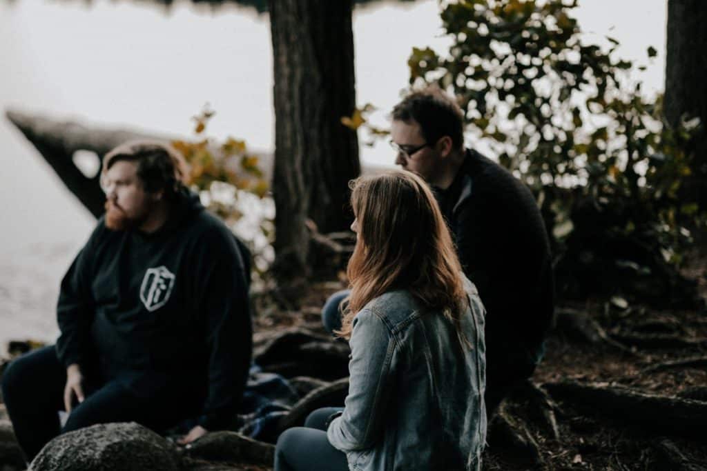 8 Benefits of Sober Socializing