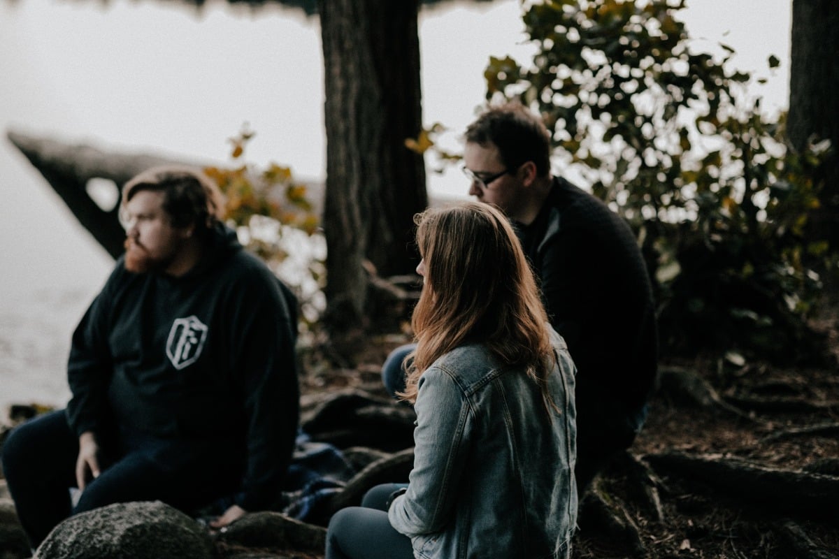 8 Benefits of Sober Socializing